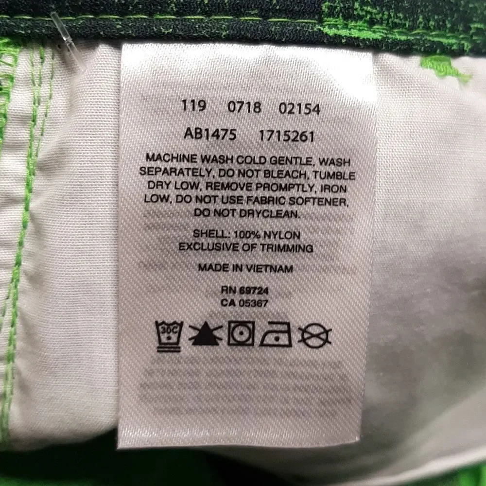 NWT Columbia Green Checkered Youth Board Shorts